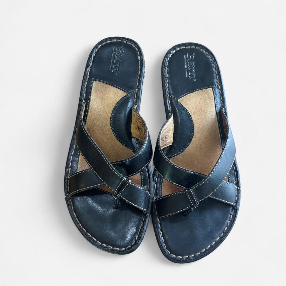 Born Black Leather Crisscross Straps Thong Sandals Size 8 / EU 39 (Style W31155)